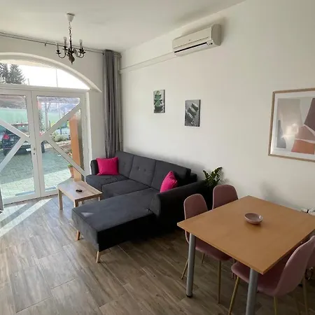Apartments San *