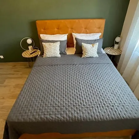 萨娜公寓 * Sukošan